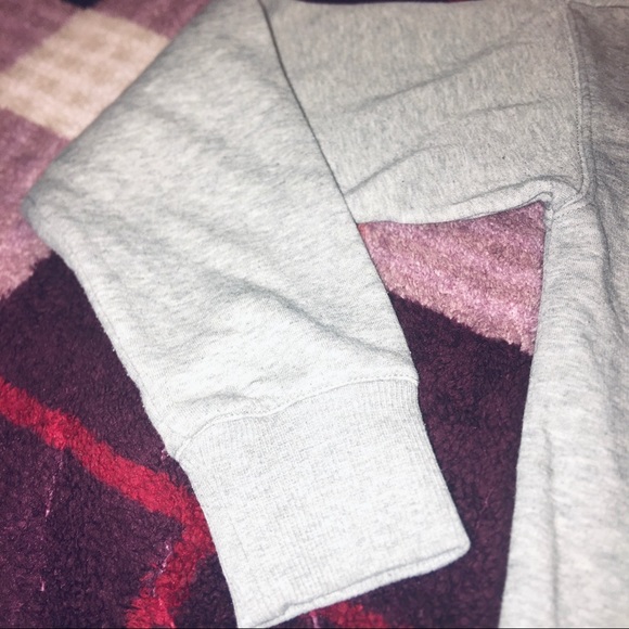 Calvin Klein Crewneck Sweatshirt - Picture 3 of 6